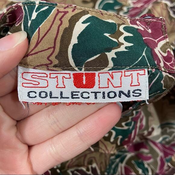 Vintage 80s Stunt Collections 100% Silk Neutral Brown Abstract Print Blouse Tee - Picture 10 of 13